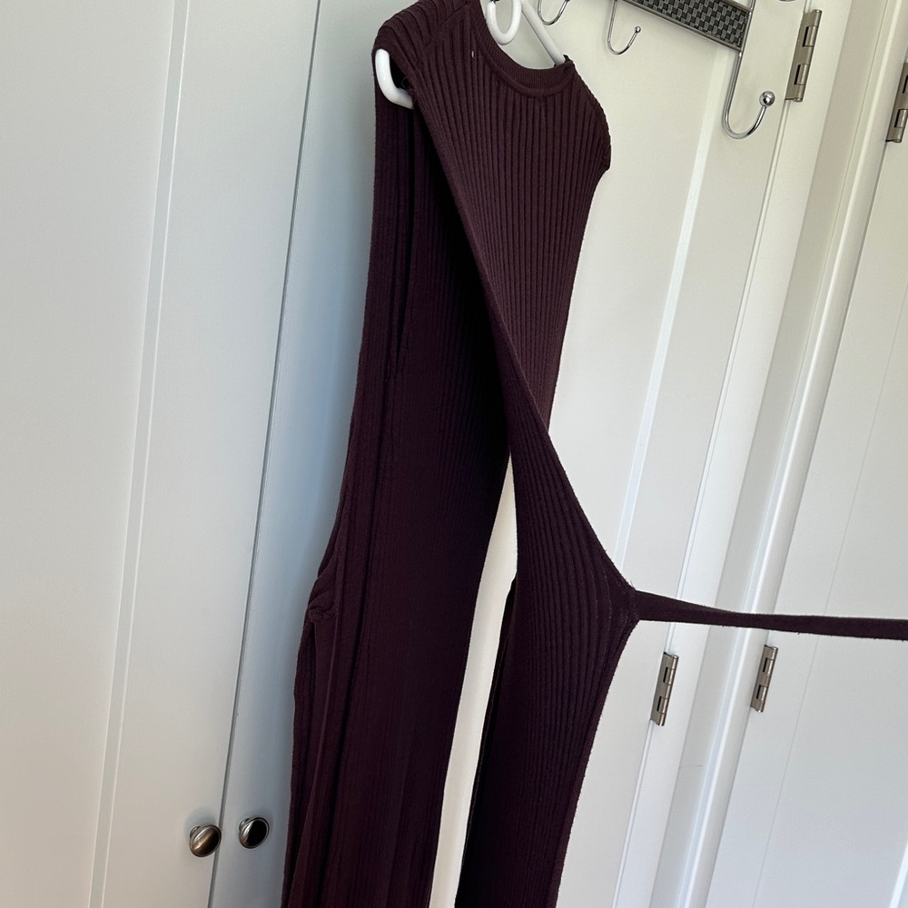 Elegant Dark Purple Sleeveless Dress